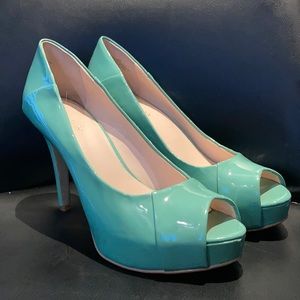 Nine West mint colour high heels